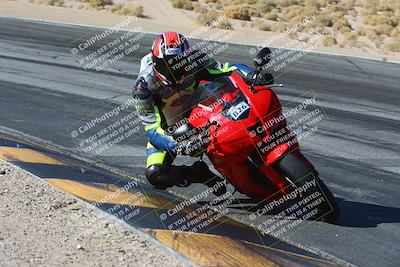 media/Dec-05-2024-Racers Edge (Thu) [[e102e0690b]]/3-B Group/Session 2 (Turn 12 Inside)/